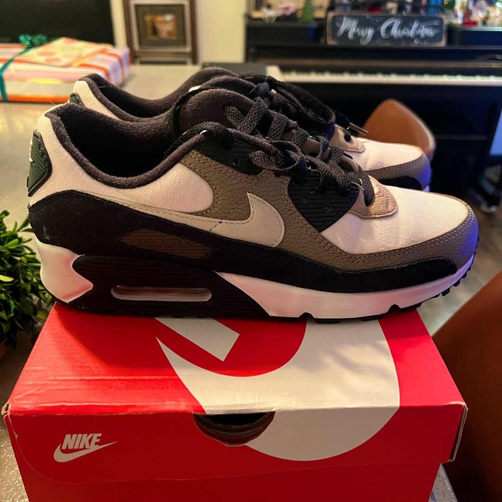 Nike Air Max 90 - Phantom/Light Bone-Khaki, Men’s Size 10